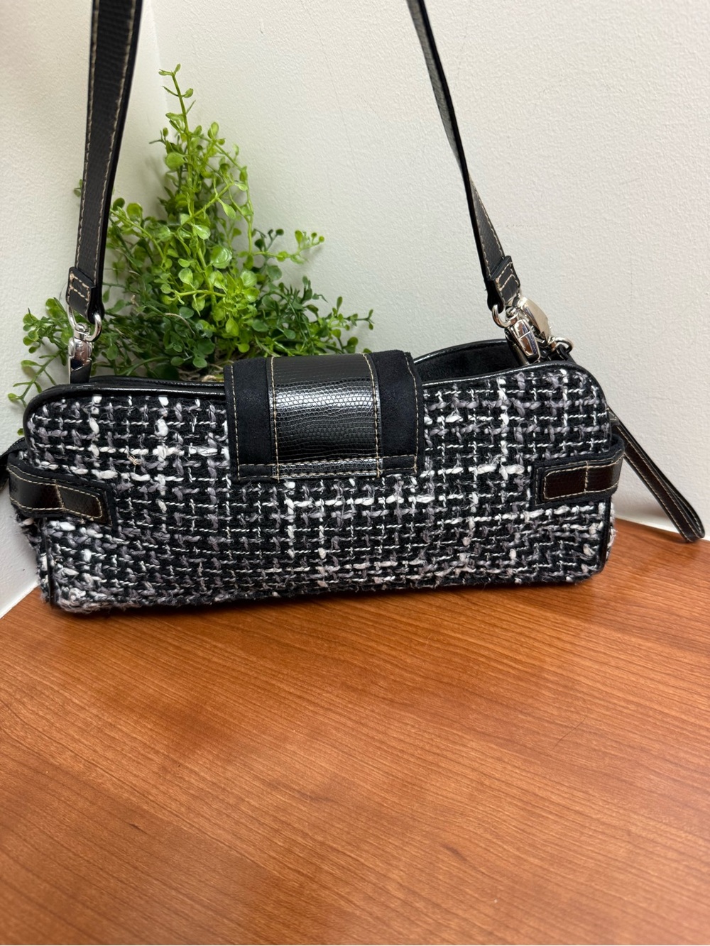 Worthington VTG Black & White Tweed Shoulder Bag - Stylish Women’s Handbag EUC - Picture 4 of 10